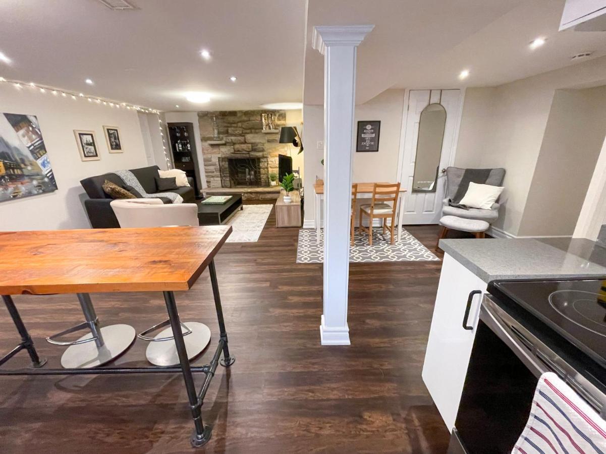 Spacious & Renovated 1Bd Suite W/Parking Τορόντο Εξωτερικό φωτογραφία