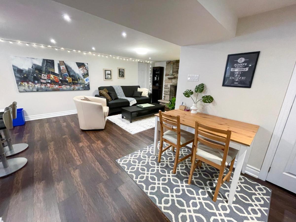 Spacious & Renovated 1Bd Suite W/Parking Τορόντο Εξωτερικό φωτογραφία