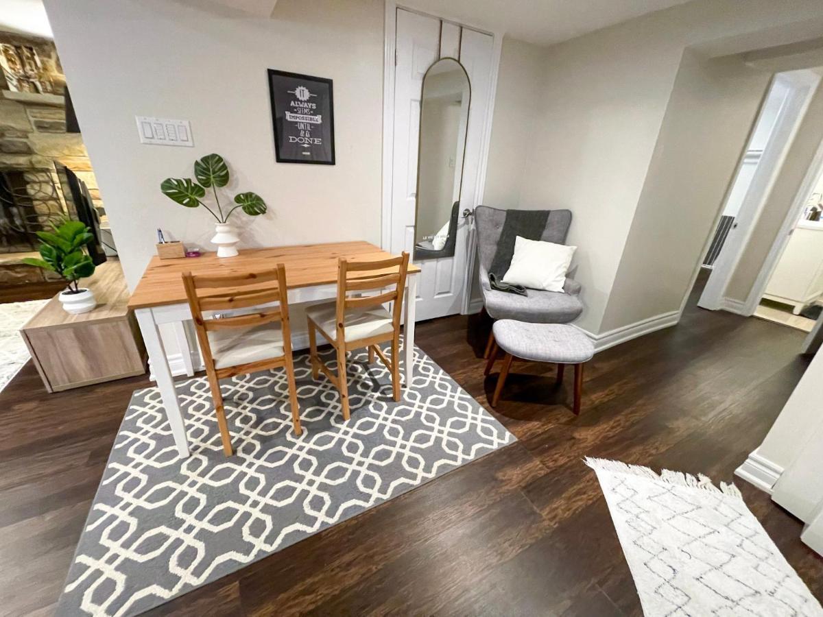 Spacious & Renovated 1Bd Suite W/Parking Τορόντο Εξωτερικό φωτογραφία